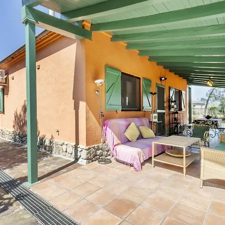 Maison Avec Piscine En Catalogne Aramunt